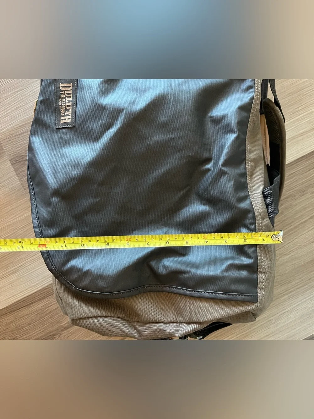 Duluth Trading Co Waxed Canvas Weekender Duffel Bag Brown Large Travel Carry On